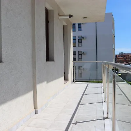 Apartament Woody - Bychoice * Năvodari